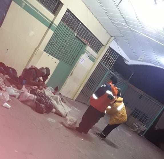 Operativo Frío. Defensa Civil asiste a personas en situación de calle