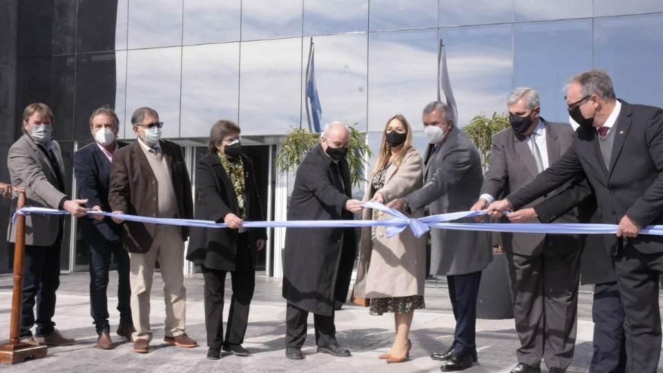 Gerardo Morales inauguró la imponente obra del Complejo Ministerial