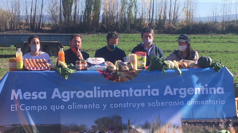 Una nueva forma de organizarse, producir y mostrar el «otro campo»/ Se lanzó la Mesa Agroalimentaria Argentina