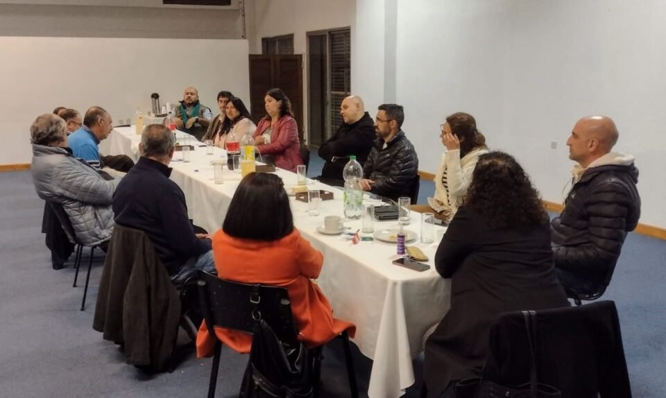 Por un Jujuy productivo y con futuro el “Frente unidad para la victoria” se reunió con la Unión de empresarios de Jujuy