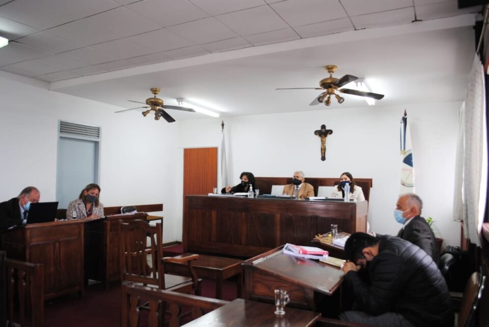 Prisión perpetua para un hombre por femicidio agravado por violencia de género y el uso de arma de fuego