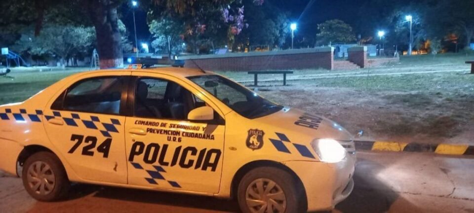 La policía desarticuló una fiesta clandestina en capital