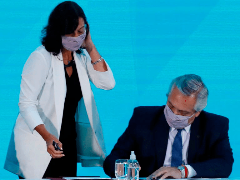 Alberto Fernández prepara un DNU para habilitar la llegada de Pfizer