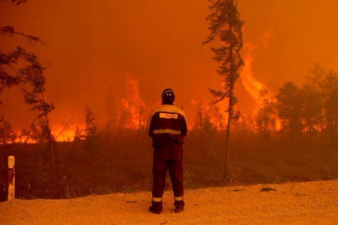 Rusia extiende emergencia por incendios en Siberia