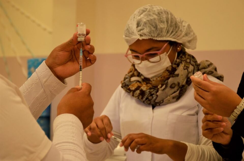 Continua la vacunación con la segunda dosis de Sputnik V