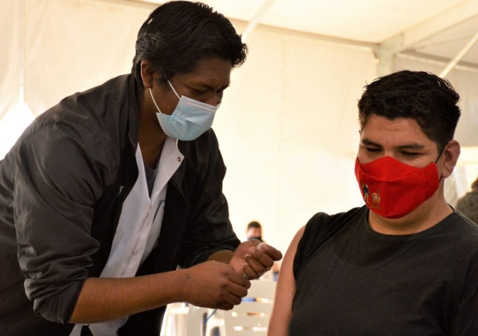 Vacunarán adolescentes en Ciudad Cultural, en el marco de la FNE