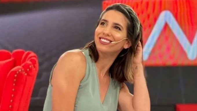 Polémica por el spot de Cinthia Fernández bailando en portaligas frente al Congreso