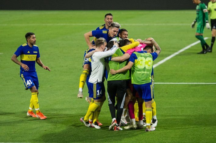Boca sufrió pero pasó a semifinales