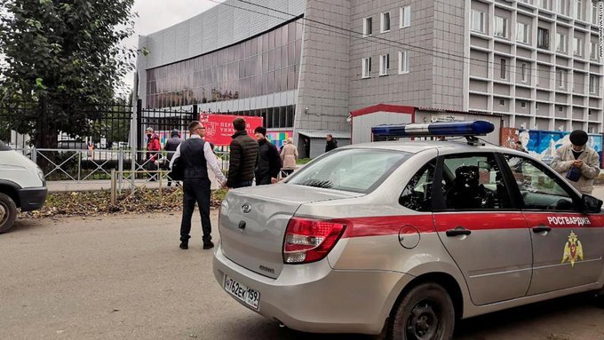 Un estudiante mató a 6 personas en una Universidad de Rusia
