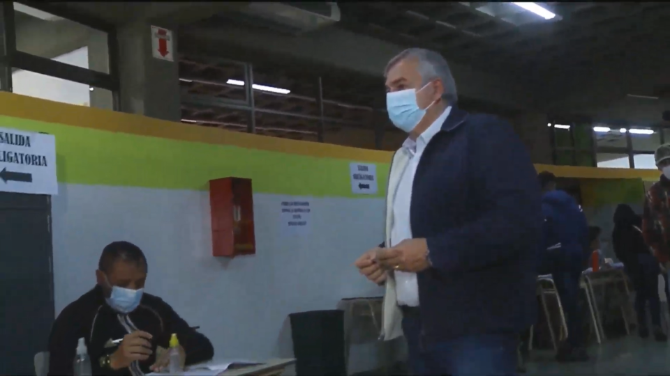 PASO 2021: Emitió su voto Gerardo Morales