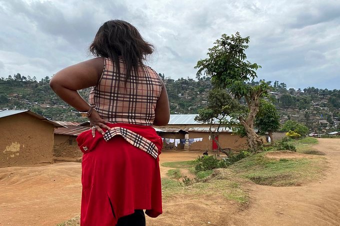 La OMS reconoce que sus empleados abusaron de más de 60 mujeres y niñas durante el brote de ébola en Congo