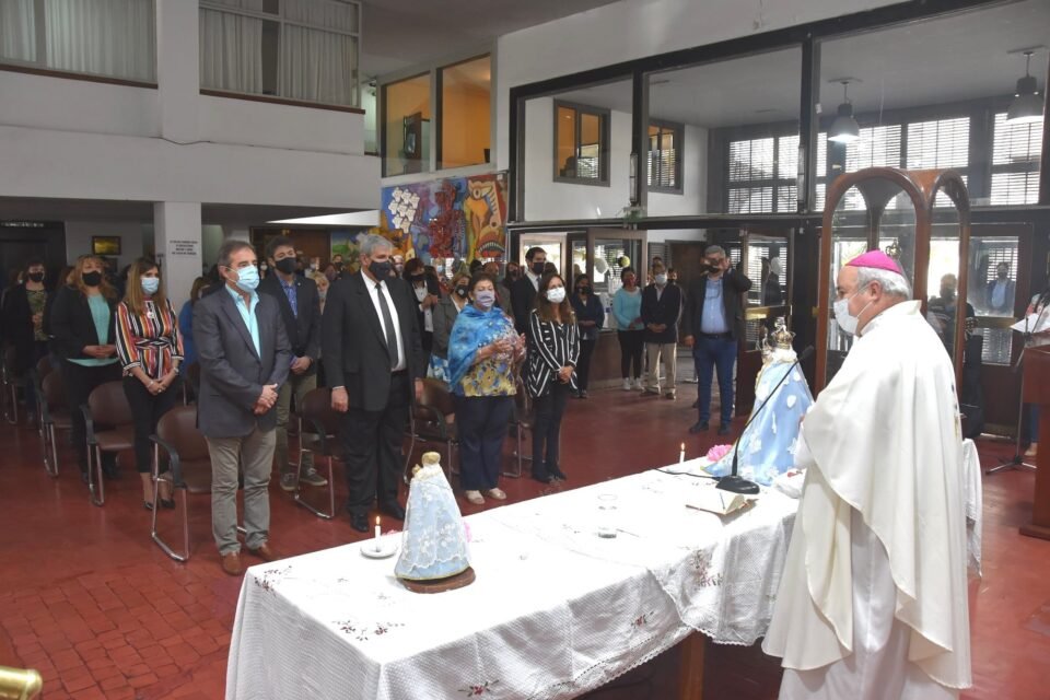 La Virgen de Río Blanco visitó la Legislatura