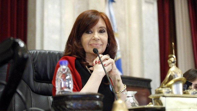 Por inexistencia de delito sobreseyeron a Cristina Kirchner