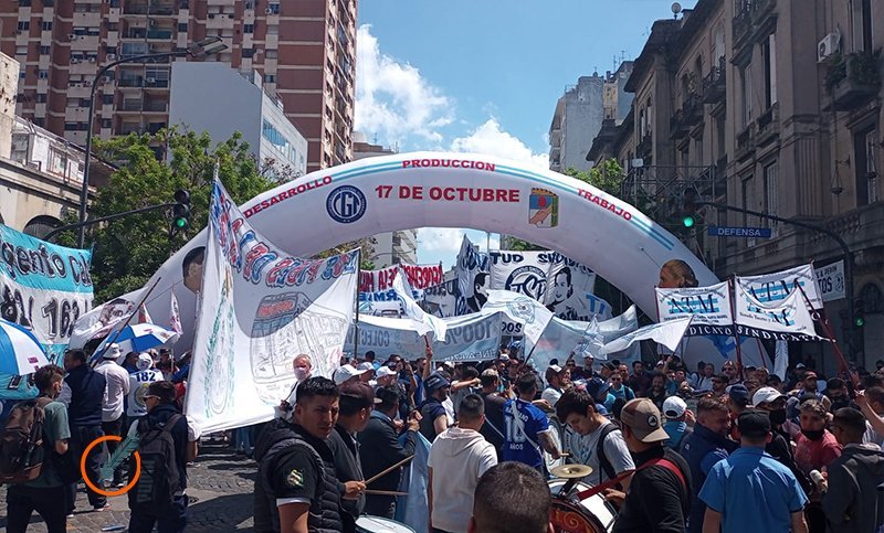 Multitudinaria concentración de la CGT