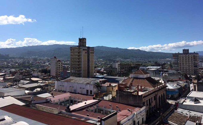 Anuncian un domingo con temperaturas agobiantes