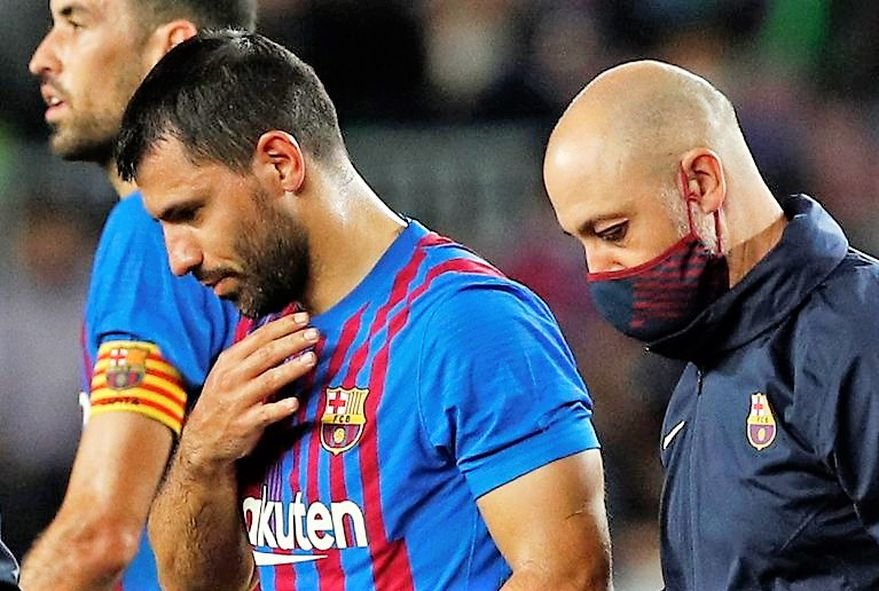 Kun Agüero: cerca de dejar el fútbol por su problema cardíaco