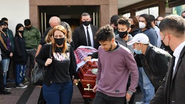 Con pedidos de justicia, sepultaron al kiosquero asesinado en Ramos Mejía