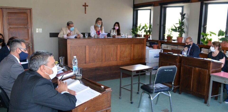 Condenan a 14 años de prisión por abusar sexualmente de la hija menor de su pareja