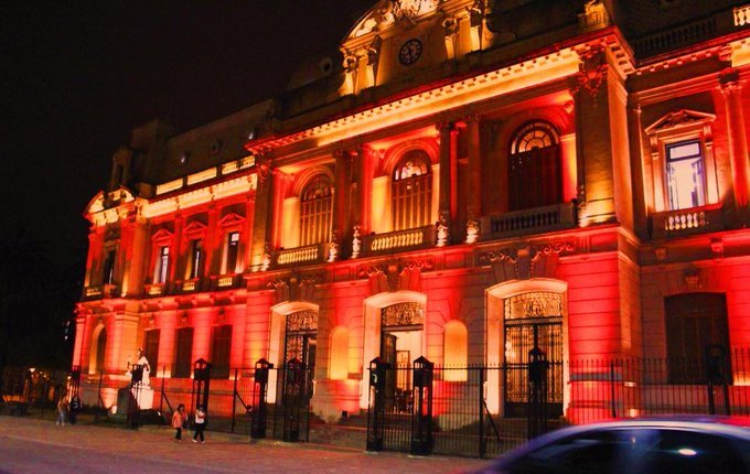 Anunciaron asueto administrativo para las fiestas de fin de año