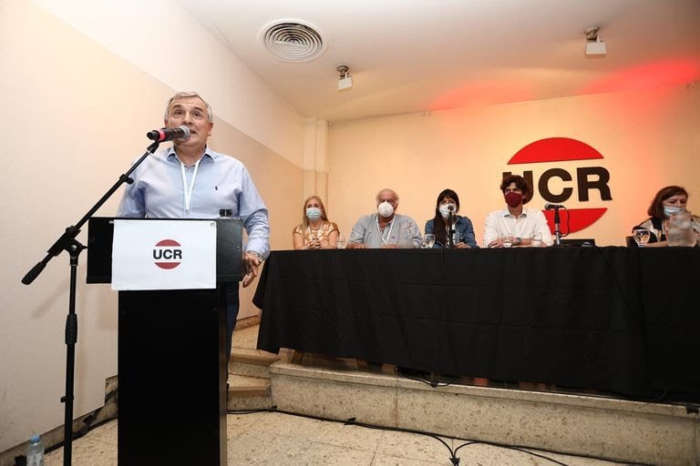 Donde gobierna la UCR los impuestos son más bajos