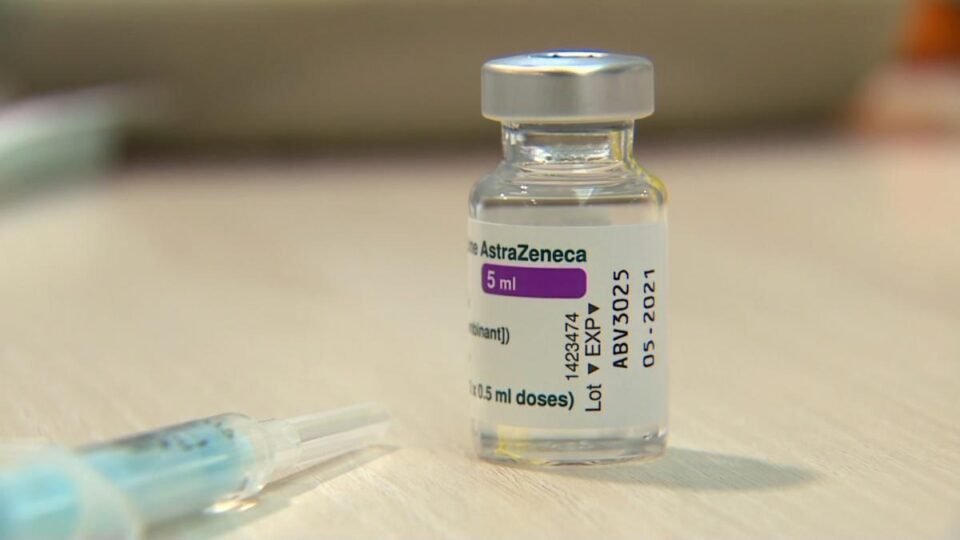 Argentina donará 1 millón de vacunas AstraZeneca a Bolivia