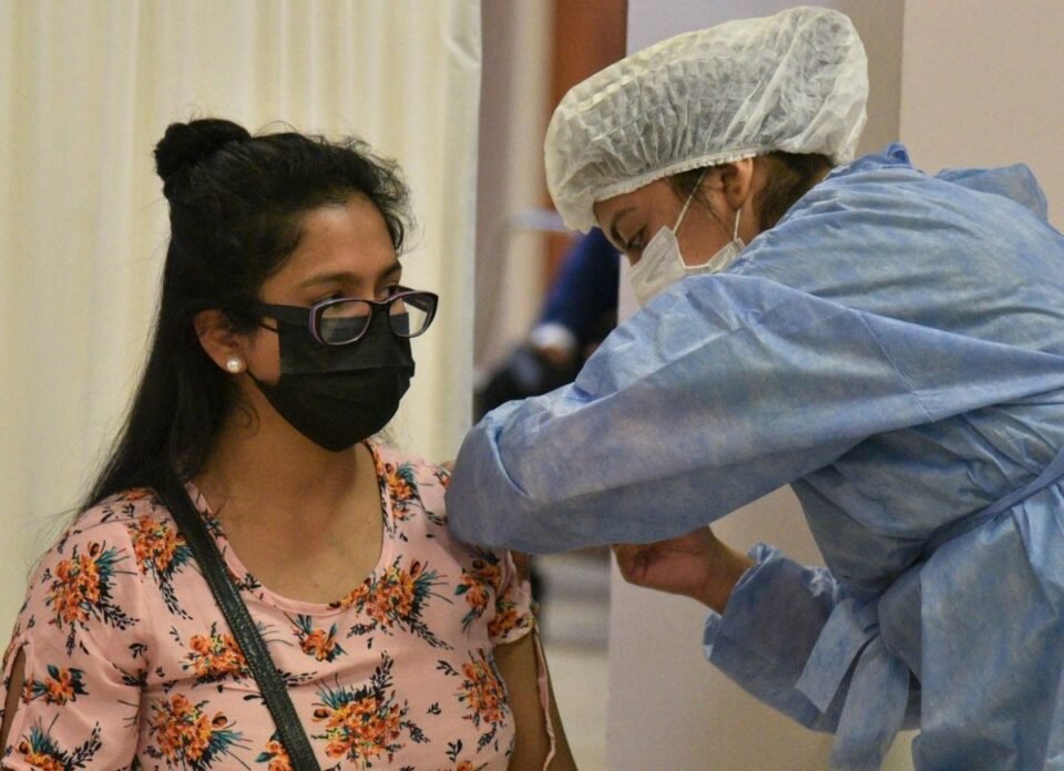 En San Salvador habrá vacunación los días 1 y 2 de enero