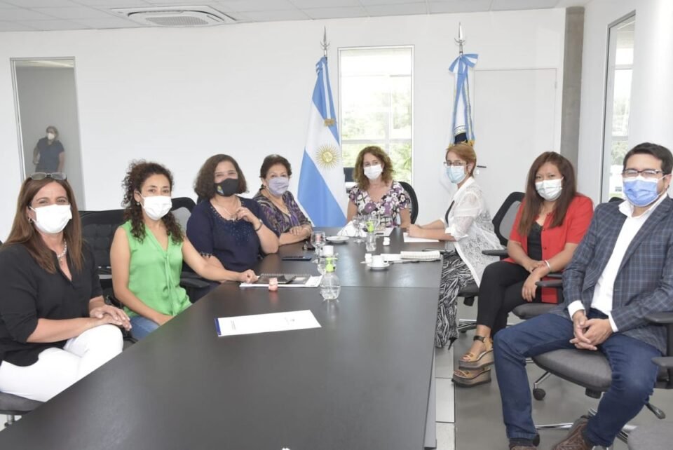 Avanzan en la aplicación de la Ley de Educación Emocional