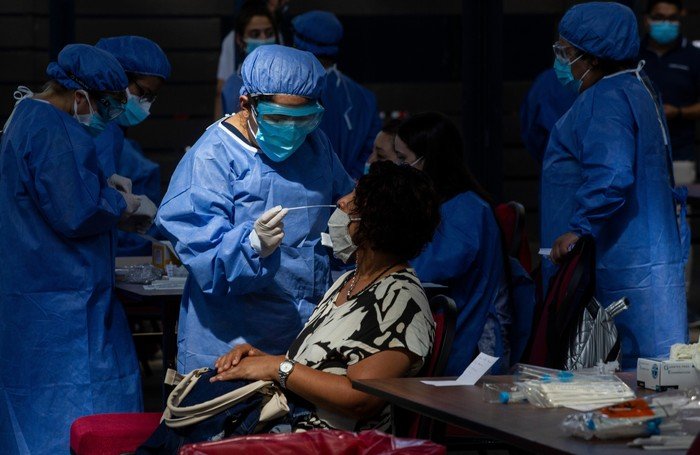 Argentina alcanzó un nuevo récord de 134.439 casos de coronavirus en un día