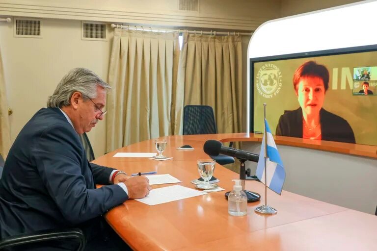 El Gobierno puso en duda el pago de este viernes al Fondo Monetario Internacional