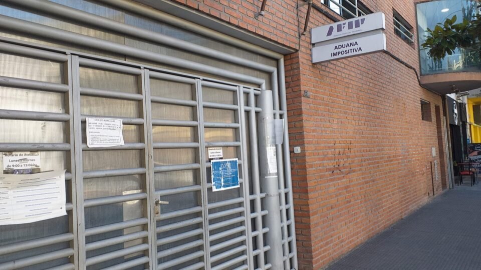 AFIP informa sobre el Monotributo y advierte que la atención es reducida