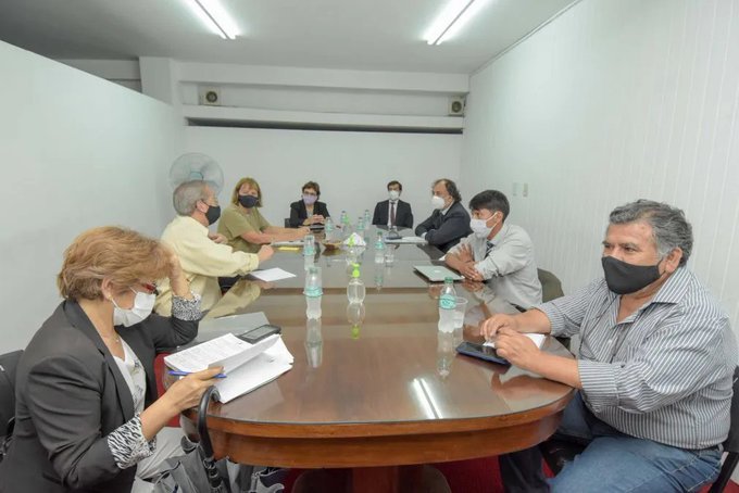 Gremios docentes de Jujuy solicitarán un 25% de aumento en los salarios