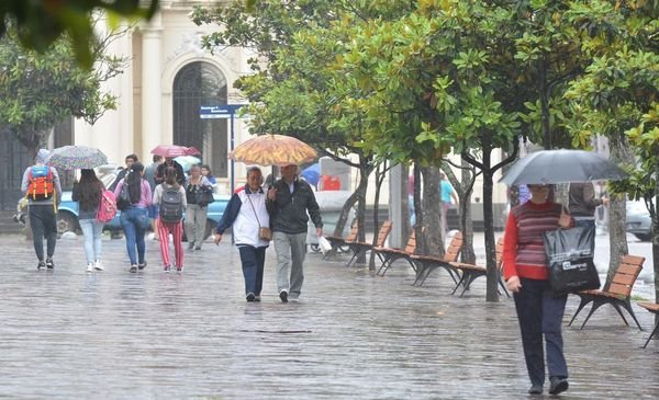Prevén lluvias y bajas temperaturas para Carnaval