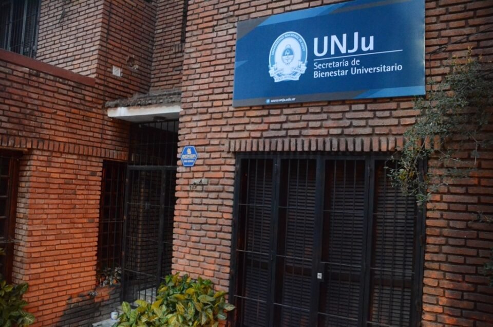 Abrieron las inscripciones para las becas de la UNJU