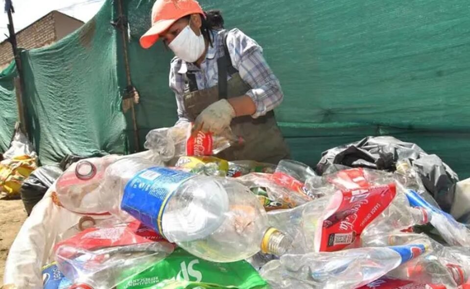 El Gobierno provincial comprará los residuos plásticos de los Municipios jujeños