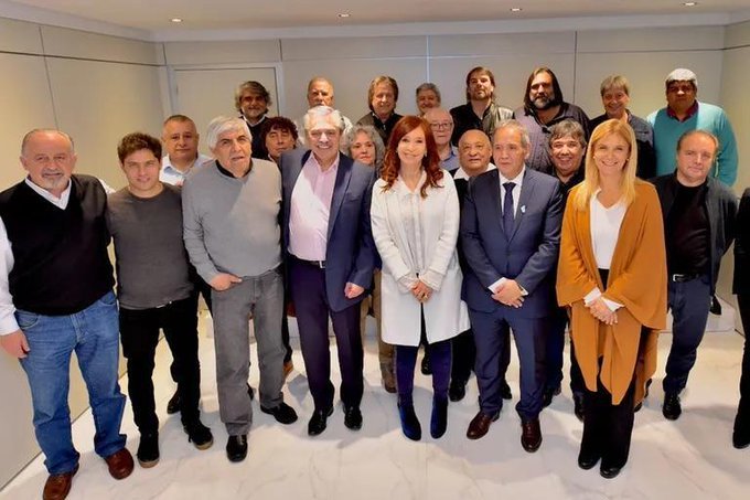 Senadores del FDT impulsan un proyecto para que evasores paguen al FMI