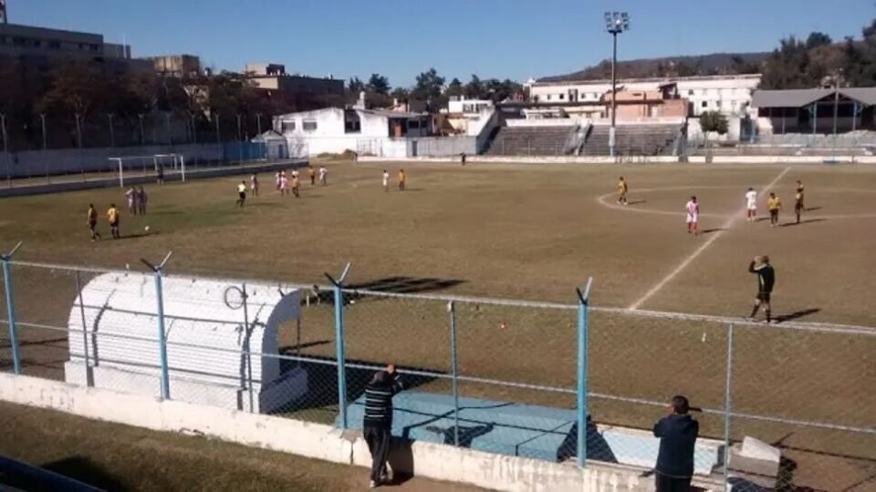 Proponen nombrar José Daniel Valencia al estadio La Tablada