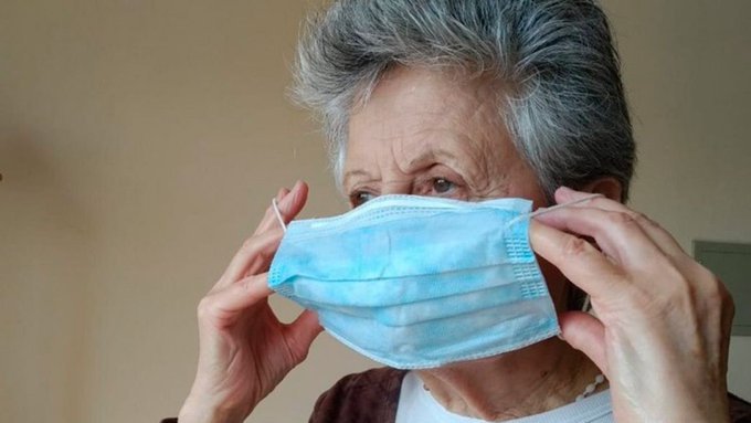 Evalúan si el uso del barbijo seguirá siendo obligatorio