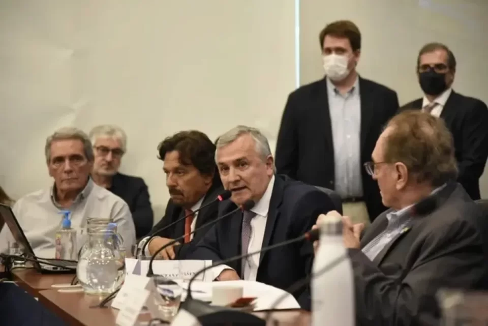 Morales convocó a «honrar las deudas y evitar el default»