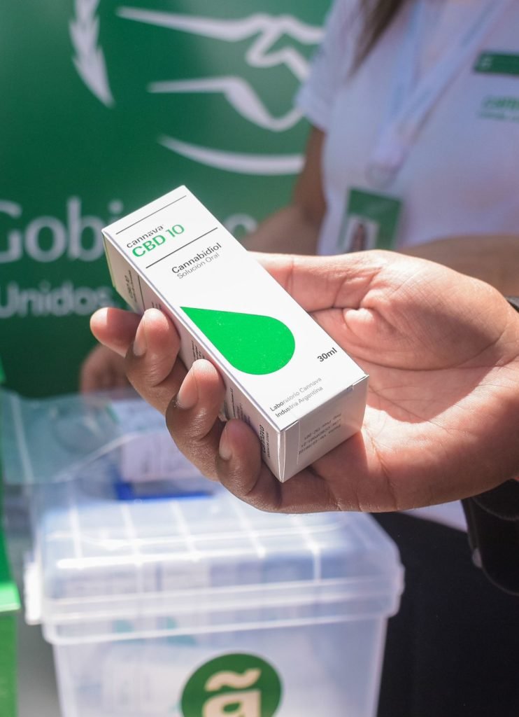 Cannabis medicinal: con receta simple y para todas las patologías