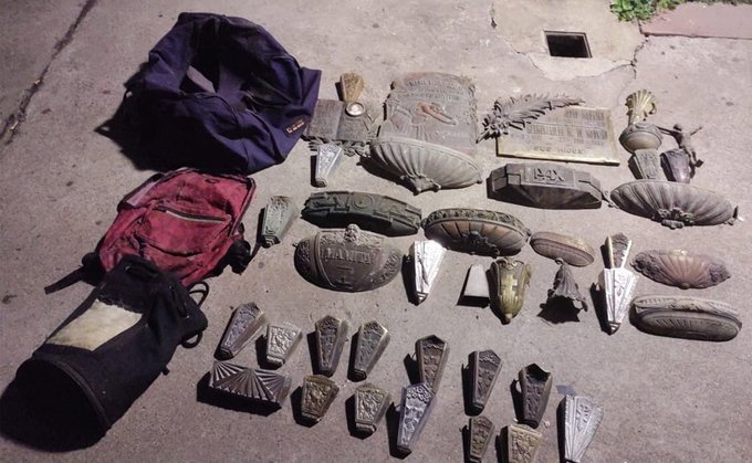 Cargaban objetos sustraídos y fueron aprehendidos en el Parque Lineal