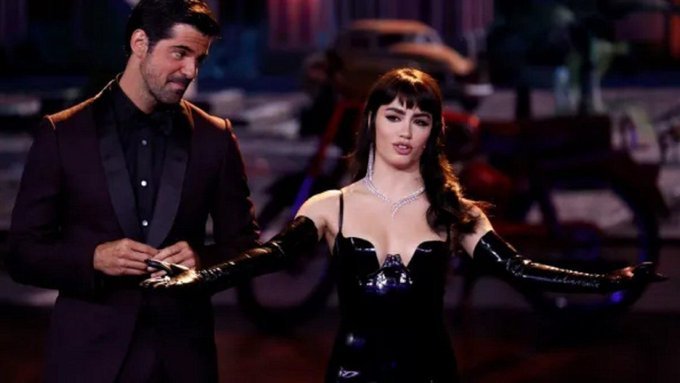 Impactante show de Lali Espósito durante la entrega de los Premios Platino