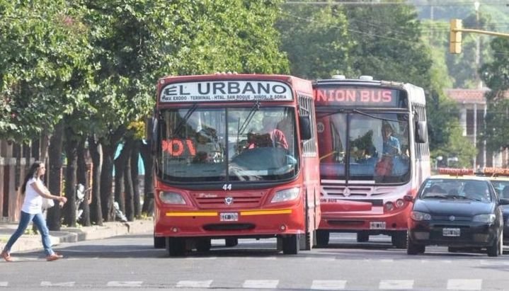 Por el momento no se contempla la reducción nocturna de las líneas de colectivo