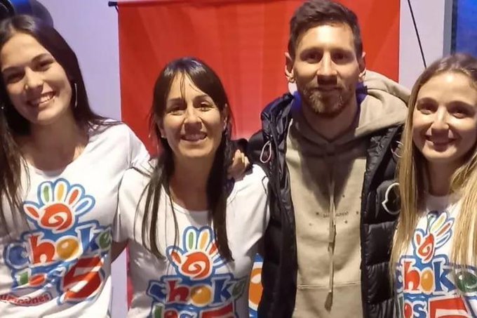 Organizó un cumpleaños infantil y llegó Messi