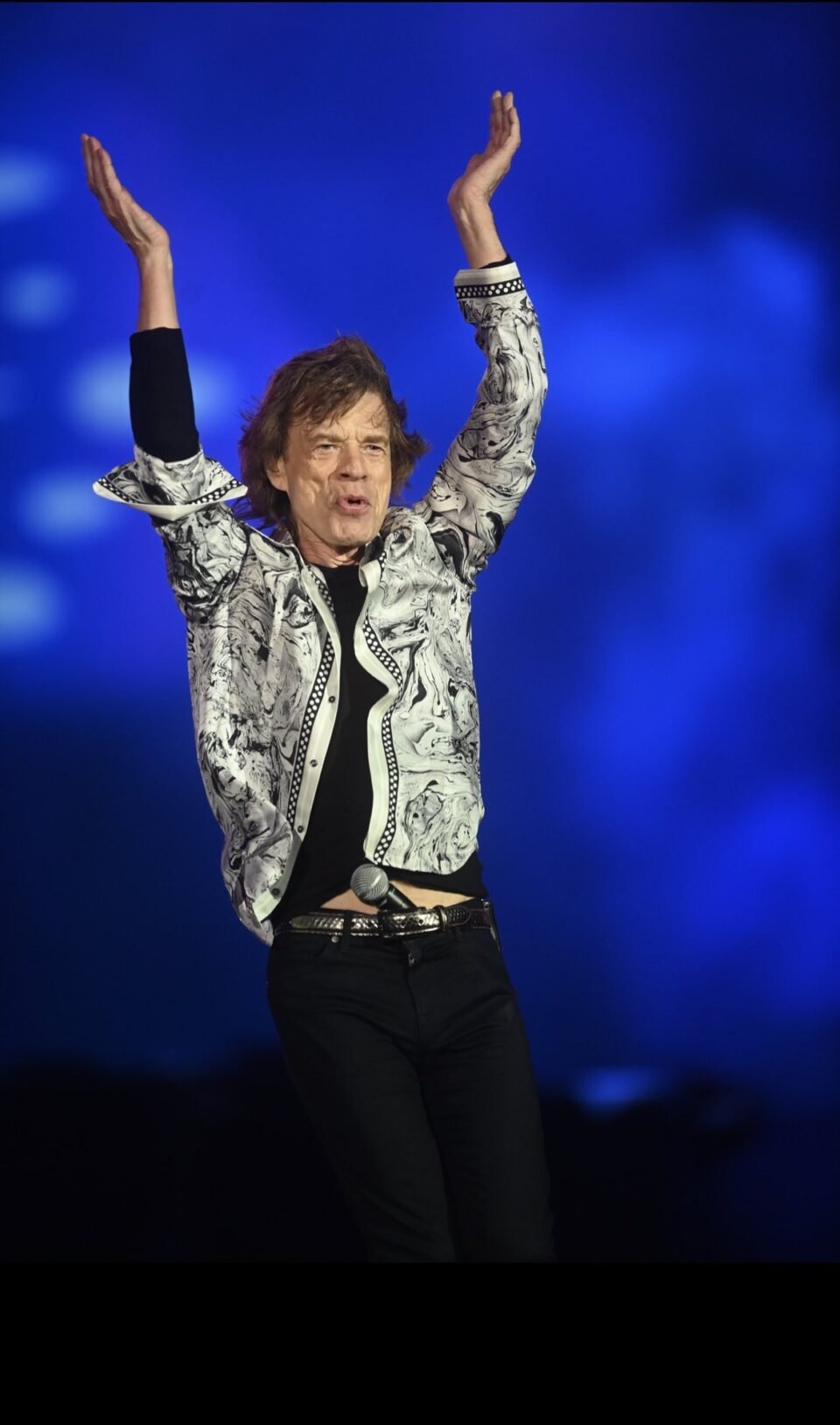 Recuperado tras el Covid-19 Mick Jagger deslumbró a su público