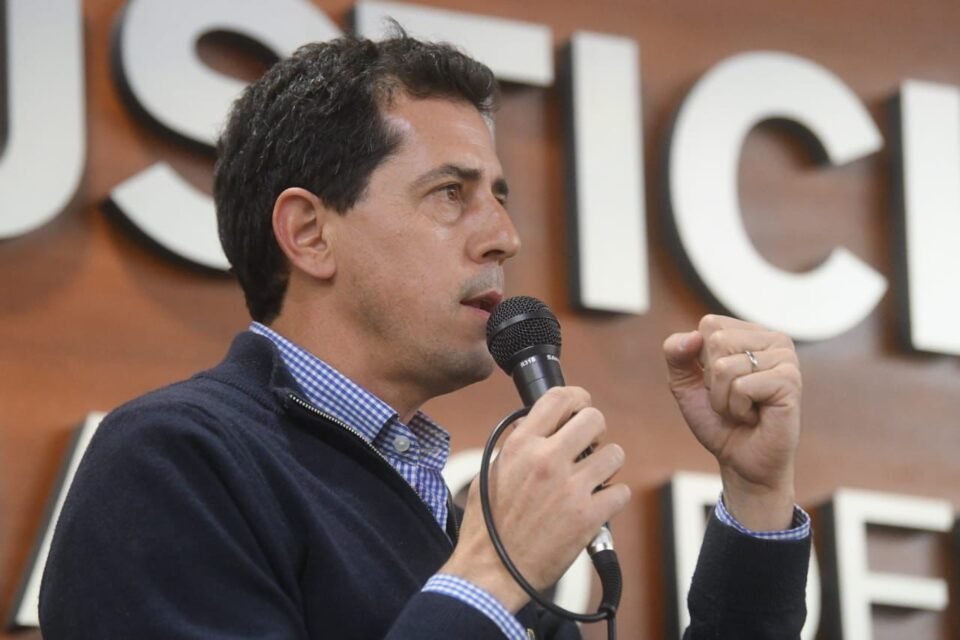 Wado de Pedro: «Nuestro objetivo es que la ayuda social se convierta en trabajo»