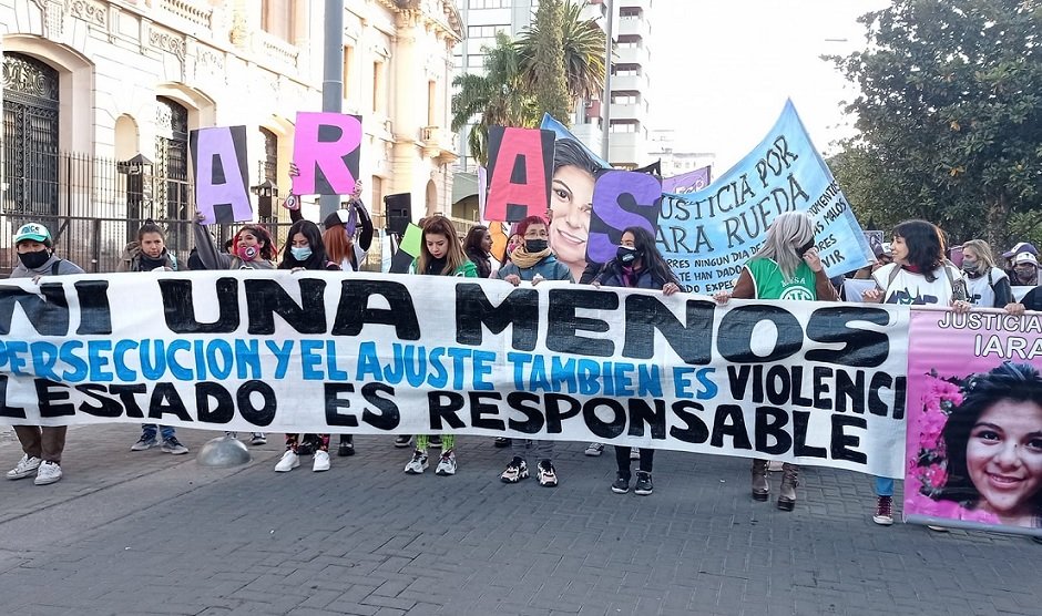 Multitudinaria marcha del «Ni una menos»
