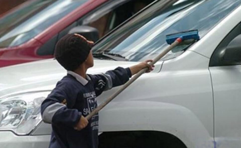 El Instituto del Trabajo reitera la prohibición del trabajo en menores de 16