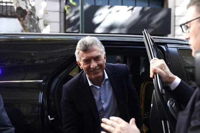 Sobreseyeron a Macri en la causa del Ara San Juan