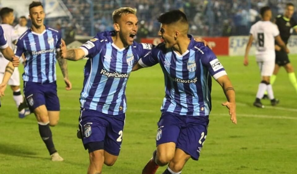 Atlético Tucumán viene puntero en «Liga Profesional»