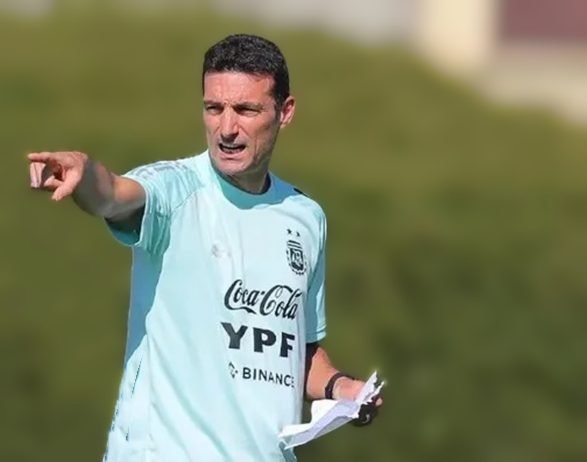 Scaloni dio a conocer 32 convocados a la Selección Argentina